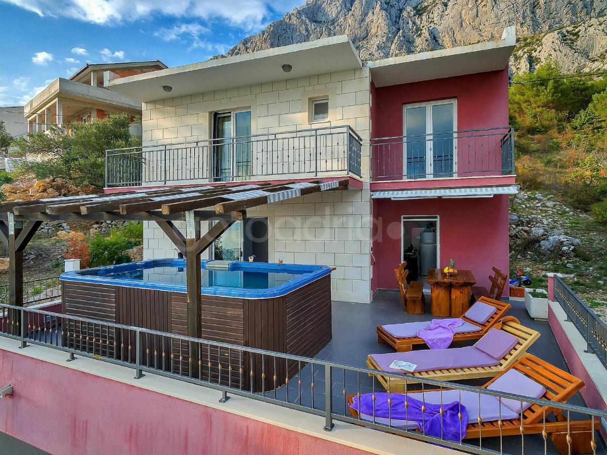 Holiday Home Darius With Hot Tub Makarska Eksteriør bilde